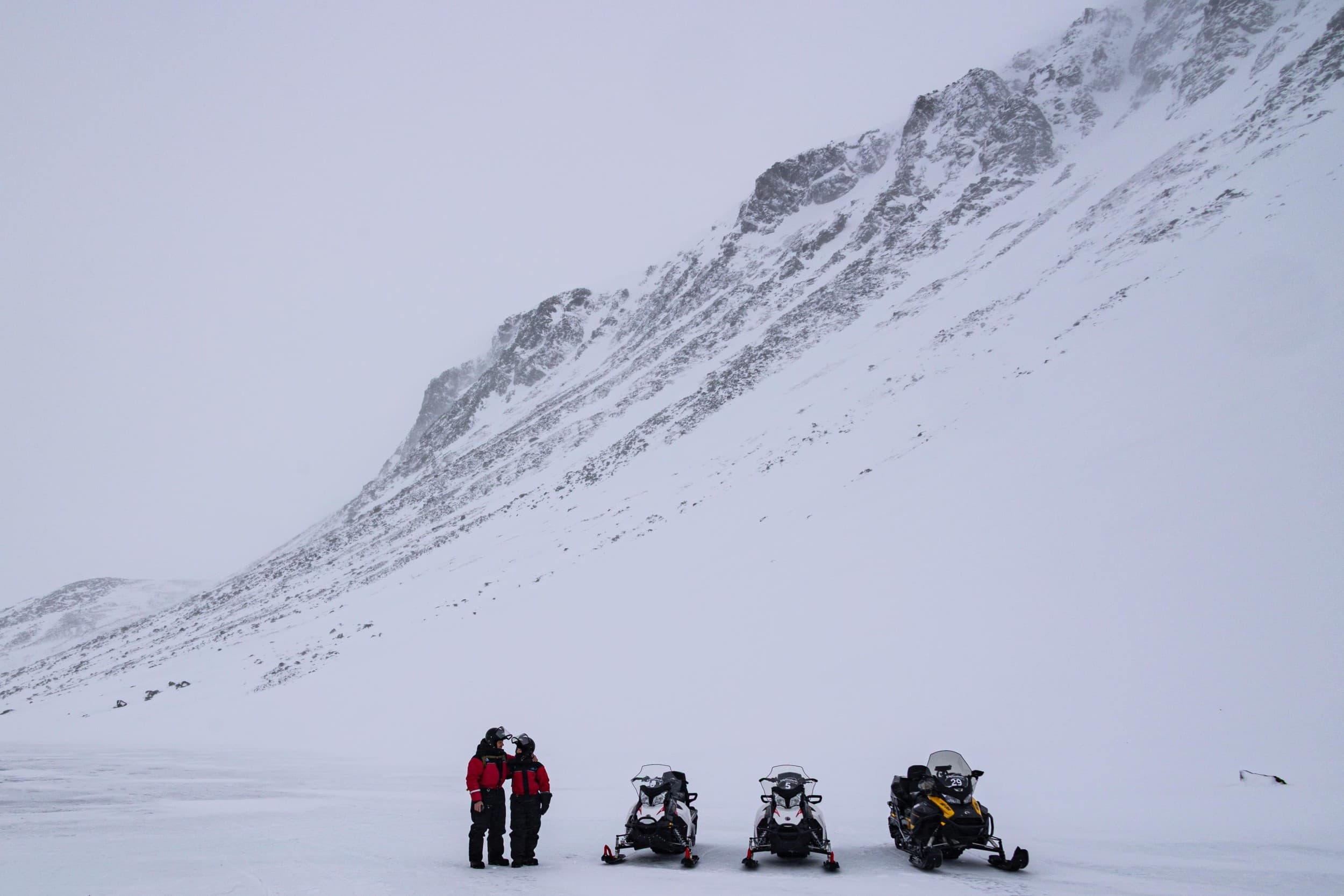 Tundraseikkailu moottorikelkoilla | Kilpisjärvi | Elamyslahjat