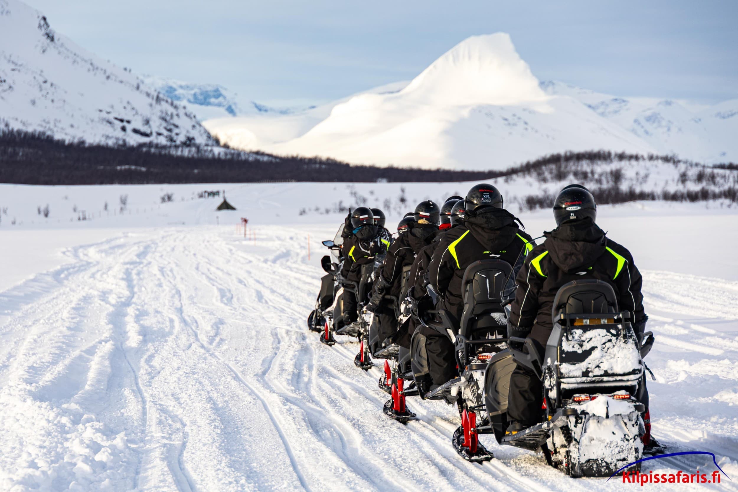 Moottorikelkkailun alkeet 2hlö | Kilpisjärvi | Elamyslahjat
