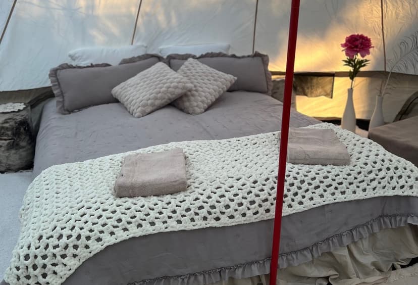 Majoitus Glamping-teltassa eläinten ympäröimänä 2 yöksi kahdelle | Kokkola