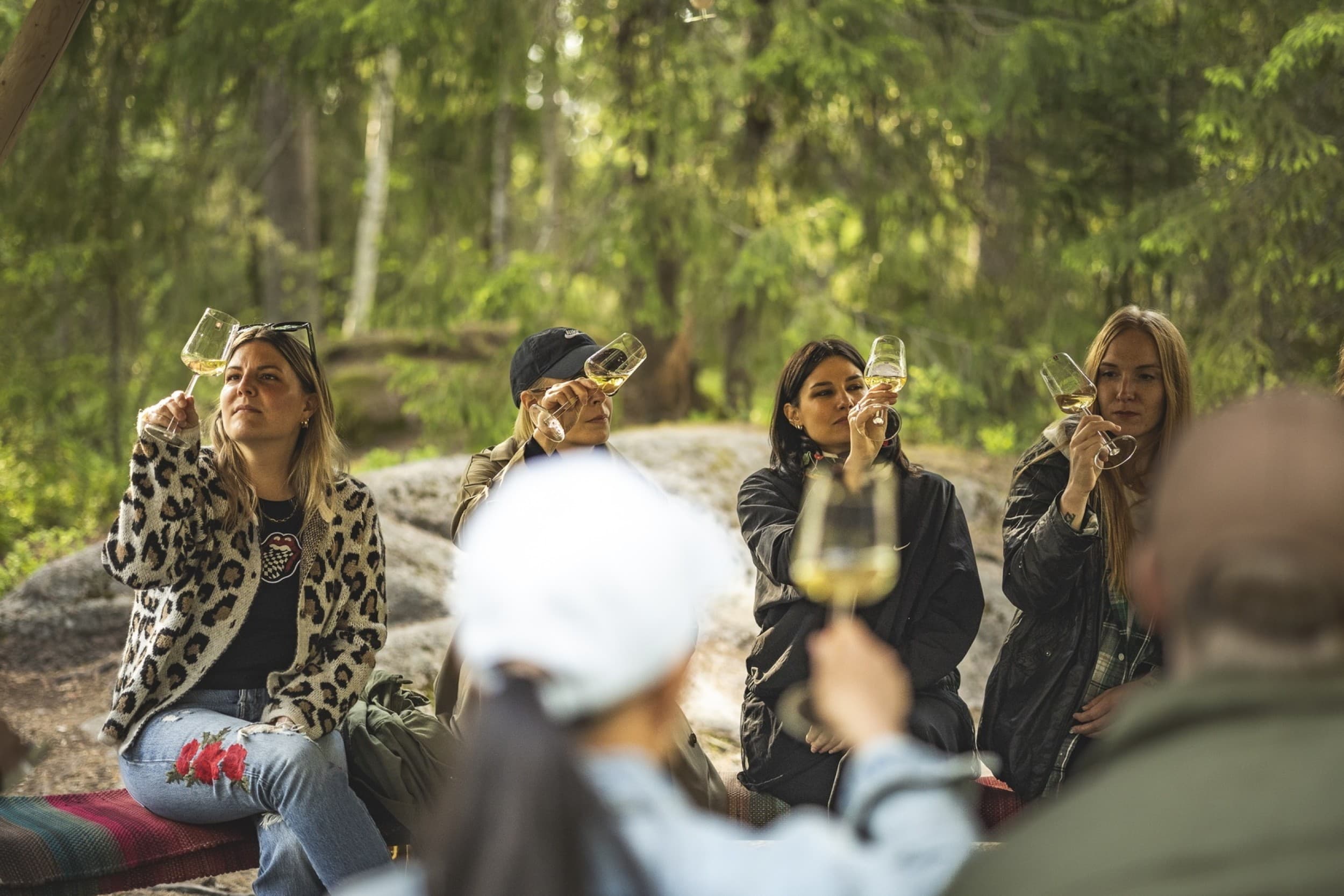 Wine in the Woods kahdelle | Espoo | Elamyslahjat
