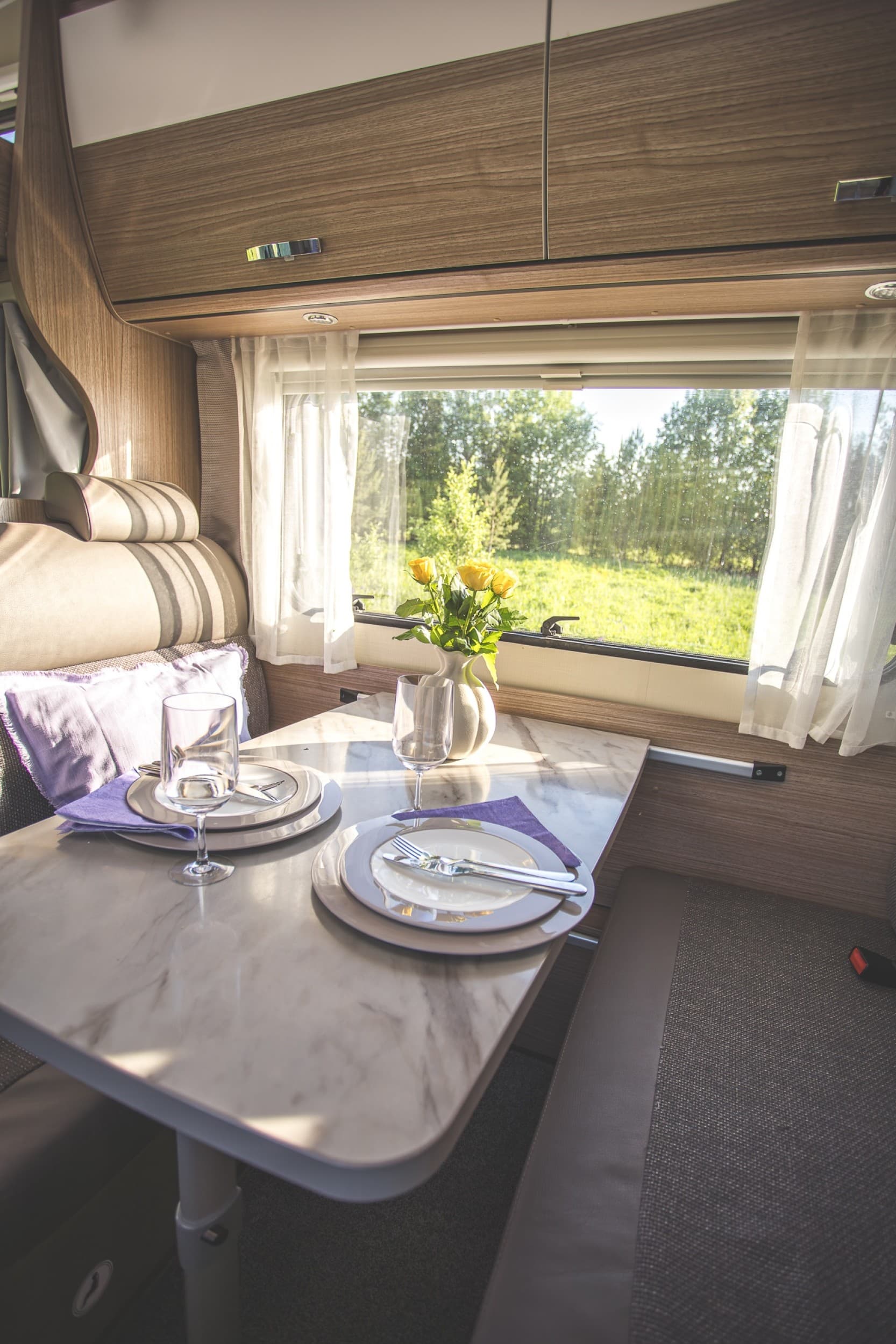 Minivilla Caravan 1vko asuntoauto -elämys | Hämeenlinna