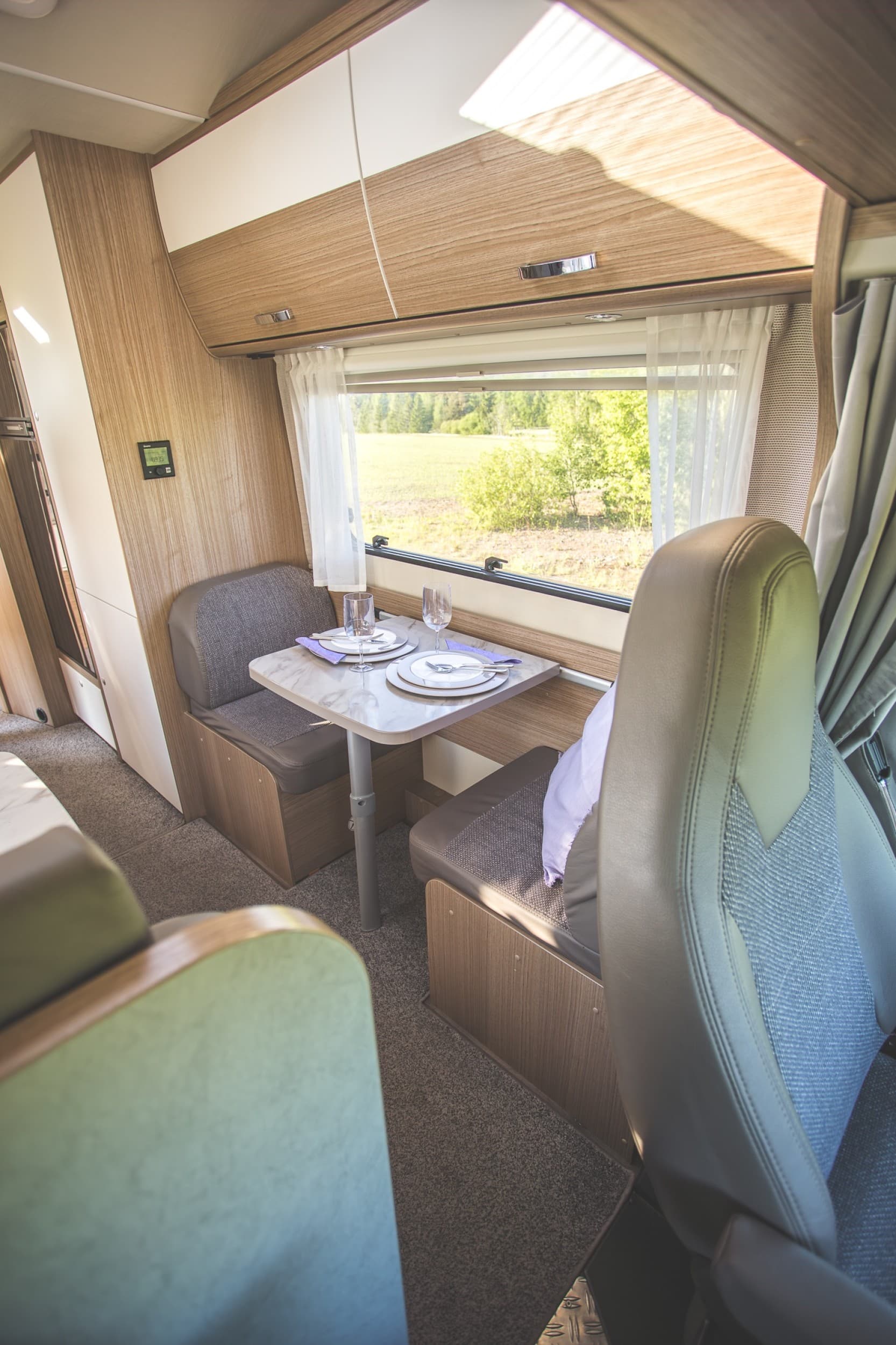 Minivilla Caravan 1vko asuntoauto -elämys | Hämeenlinna