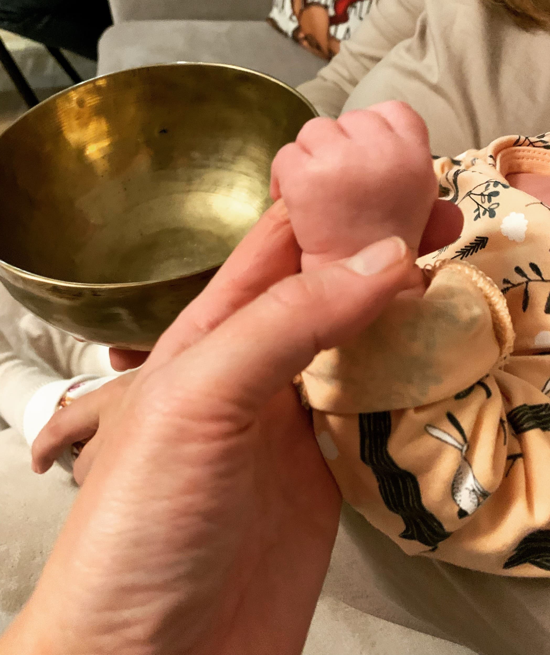 Äidin ja vauvan sointukylpy ryhmälle | Helsinki 
