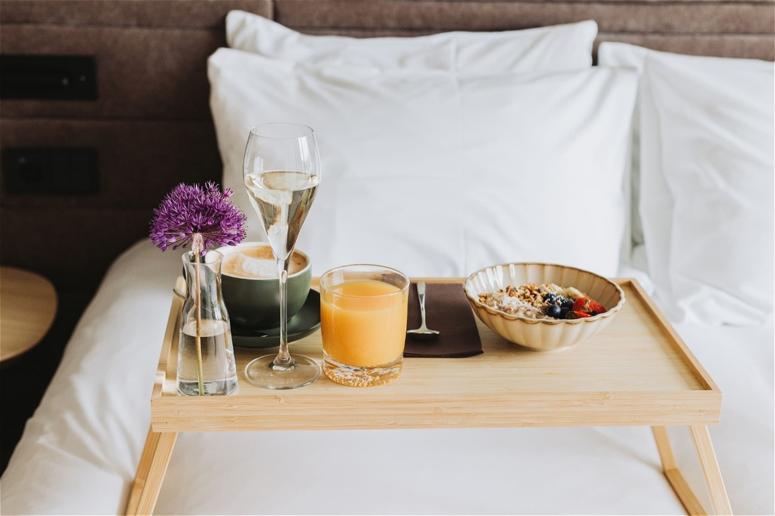 Romanttinen pako + illallinen kahdelle Novotel Hotellissa Tallinnassa | Elamyslahjat