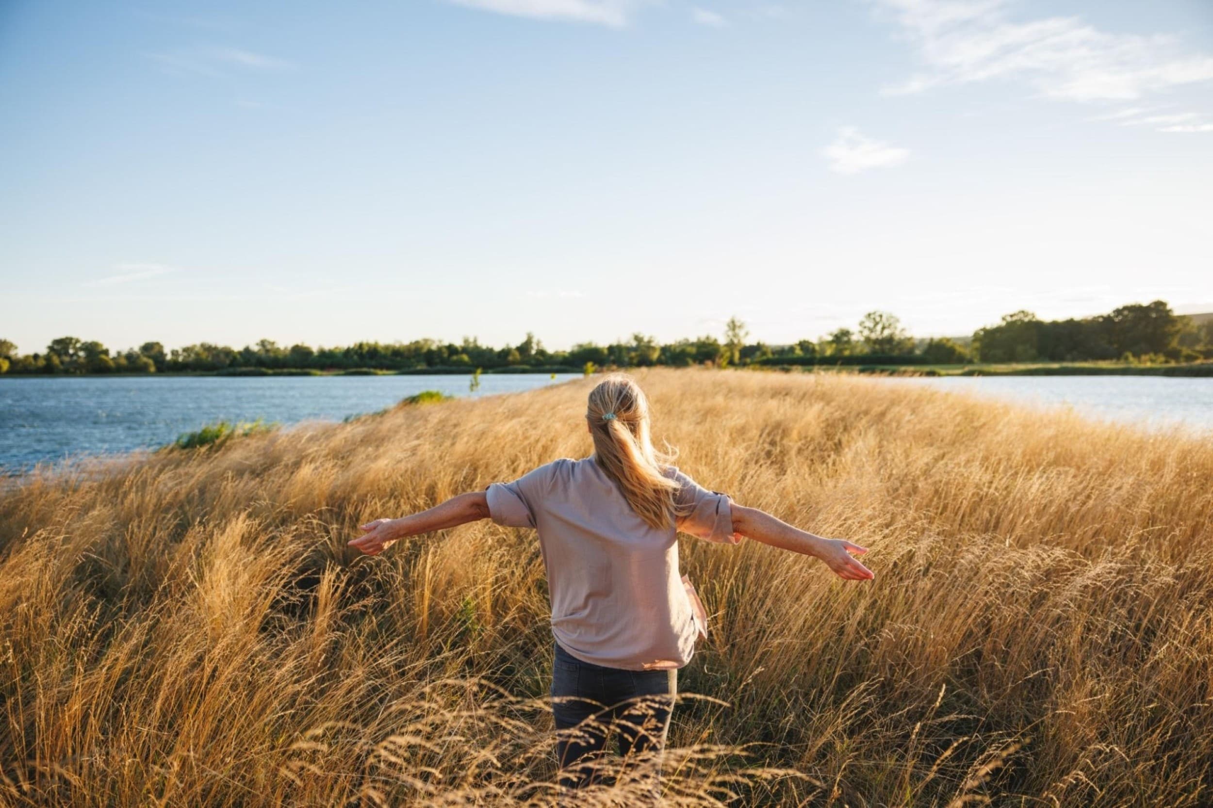 Kokonaisvaltainen Reiki-hoito energian ja tasapainon tukemiseksi | Online