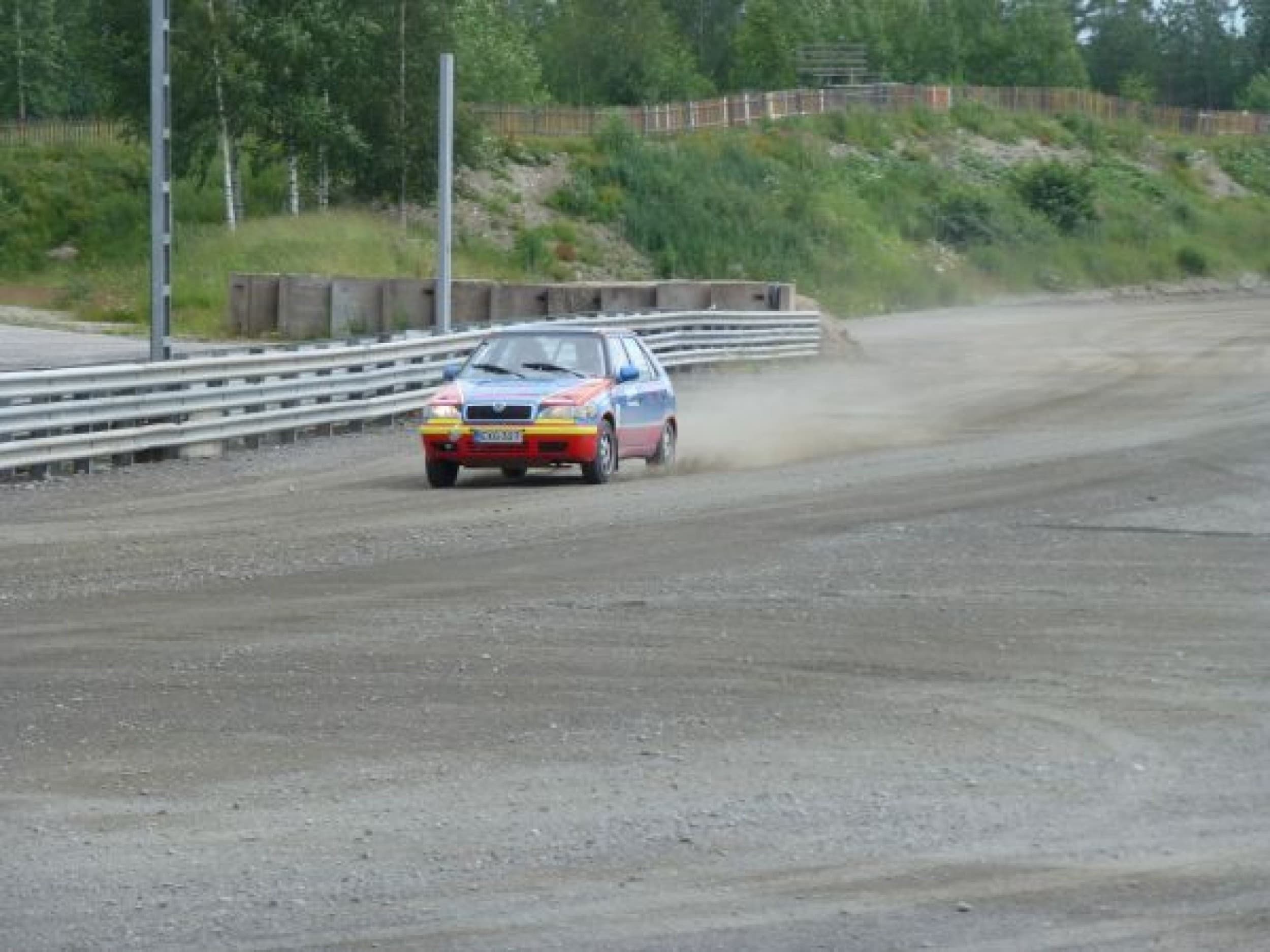 Rallikyyditys kahdelle | Tammela