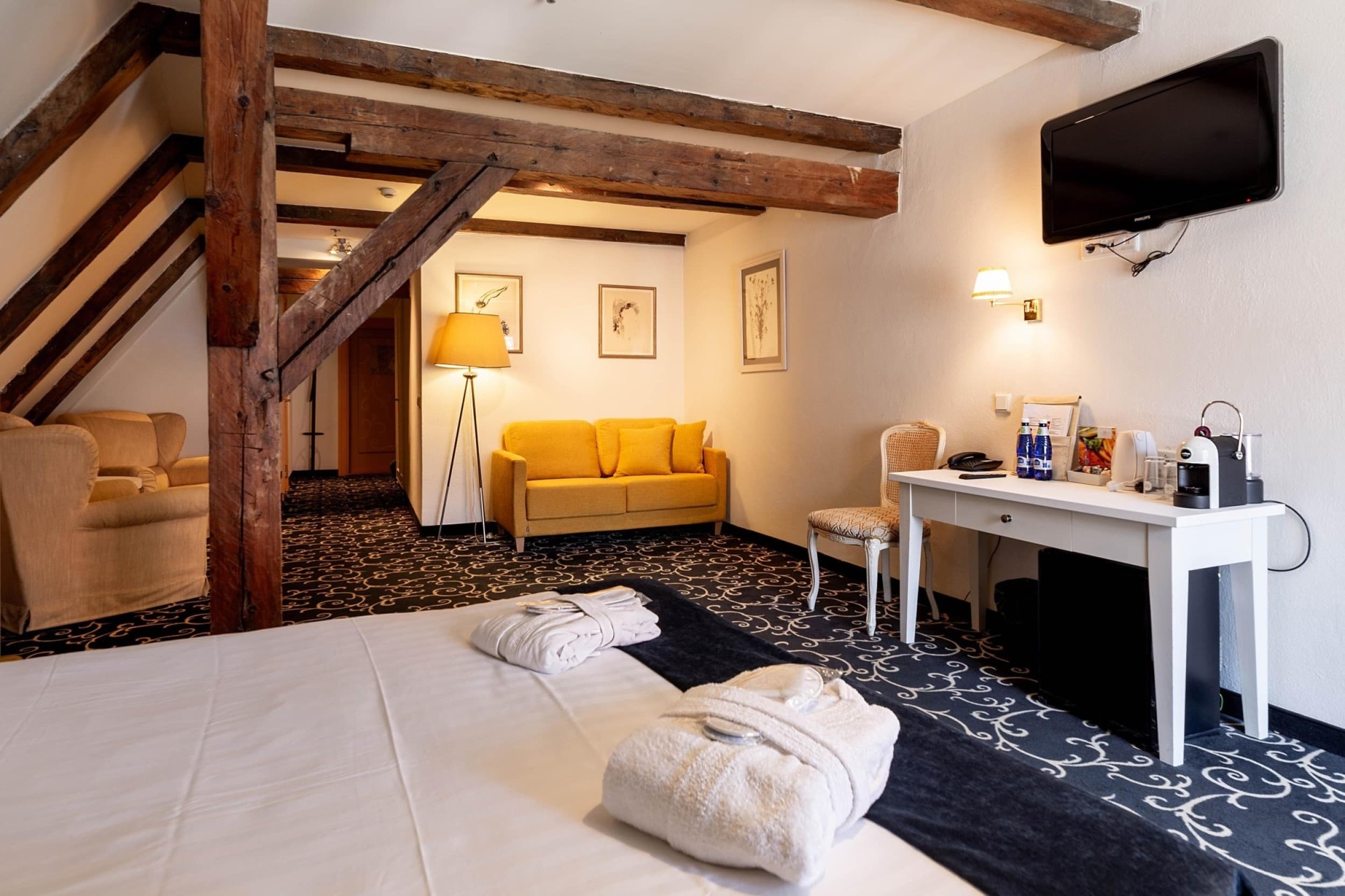 Majoitus kahdelle Meriton Old Town Garden Hotellin Deluxe-huoneessa (1 yö) | Viro