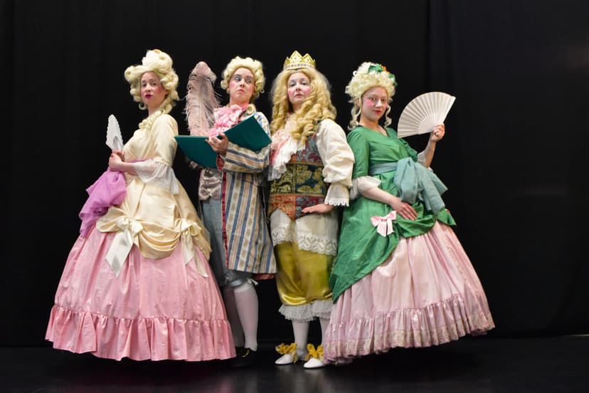 Keisarin uudet vaatteet kesäteatteriesitys | Helsinki