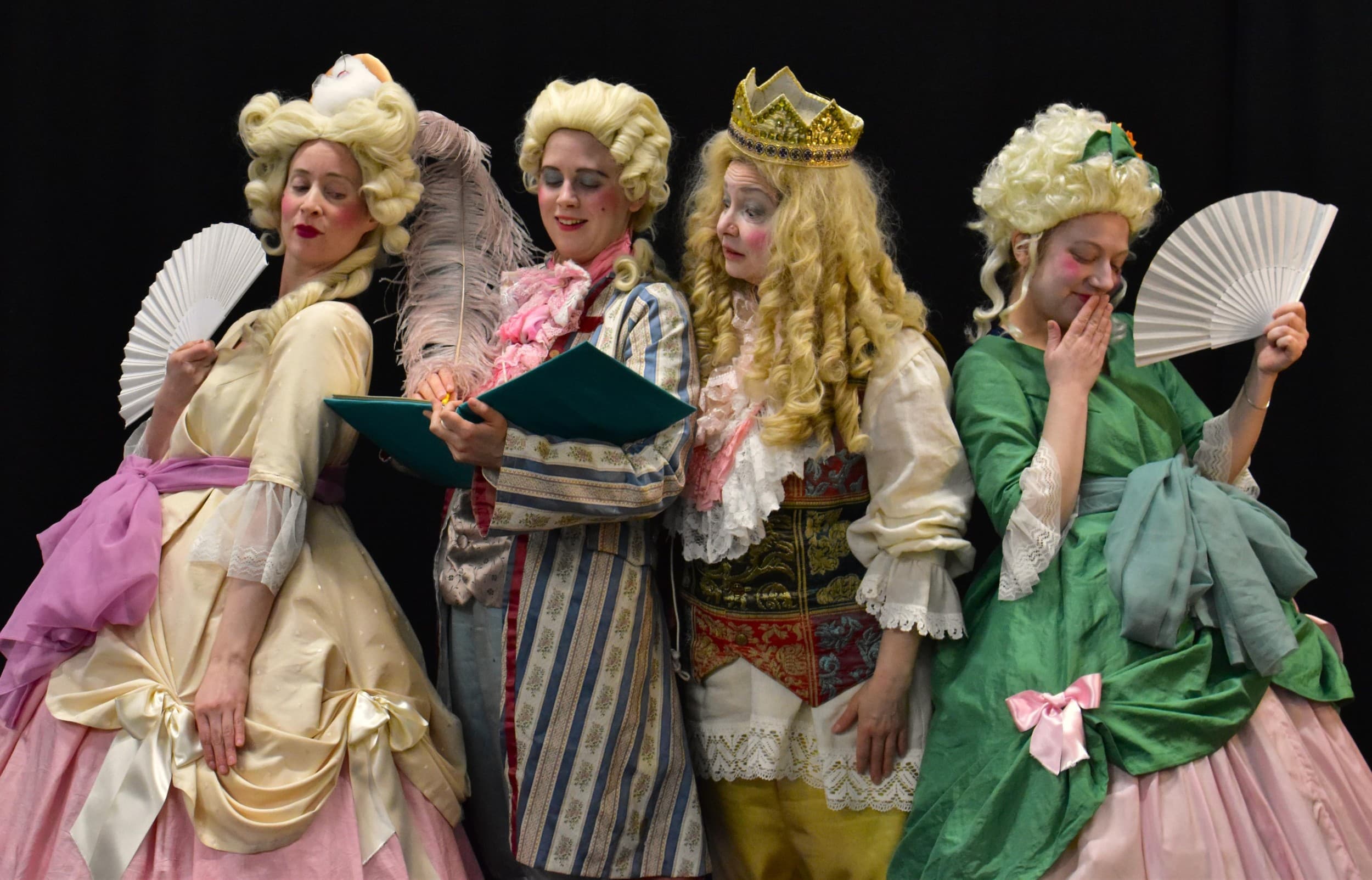 Keisarin uudet vaatteet kesäteatteriesitys | Helsinki | Elamyslahjat