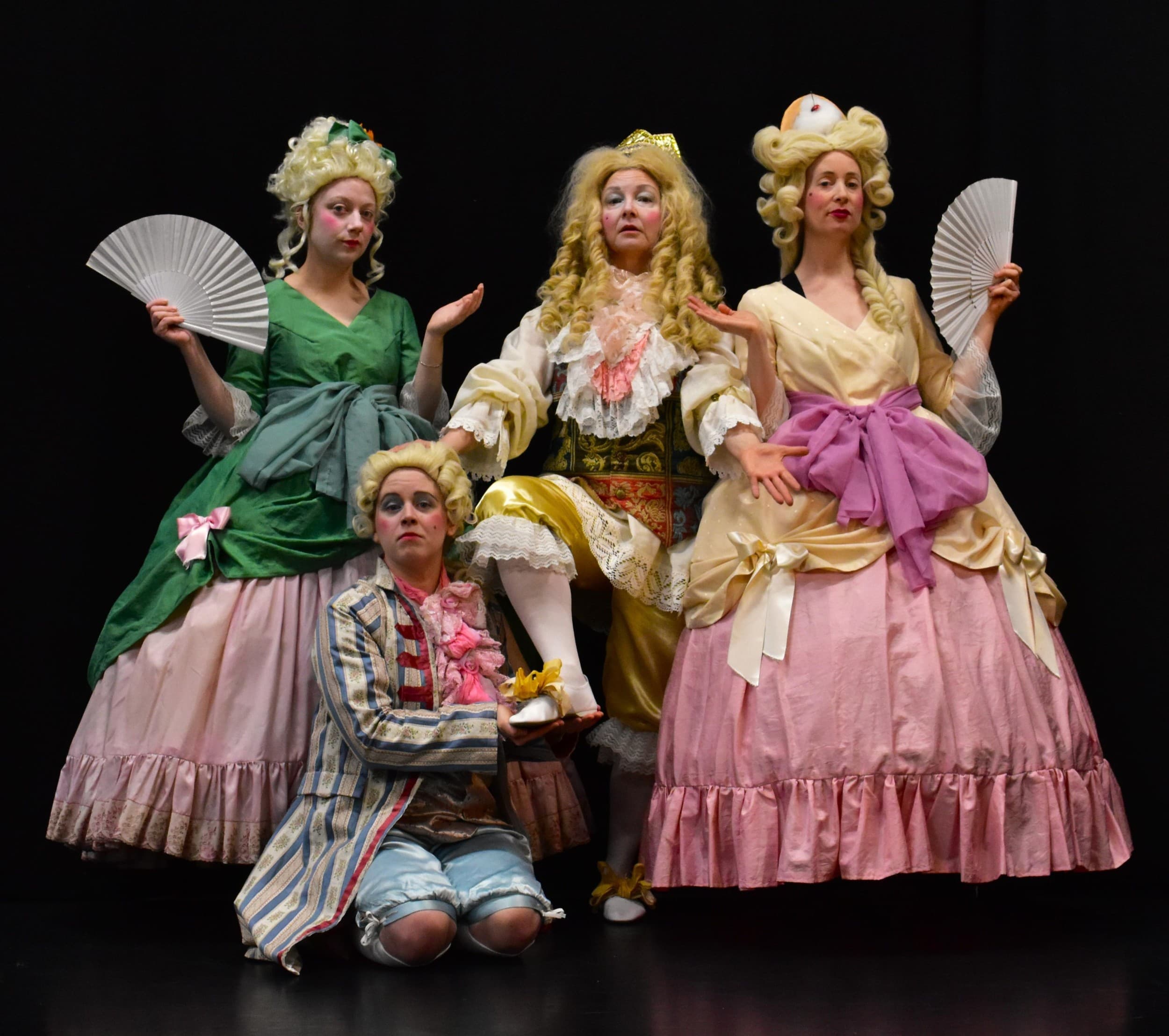 Keisarin uudet vaatteet kesäteatteriesitys | Helsinki | Elamyslahjat