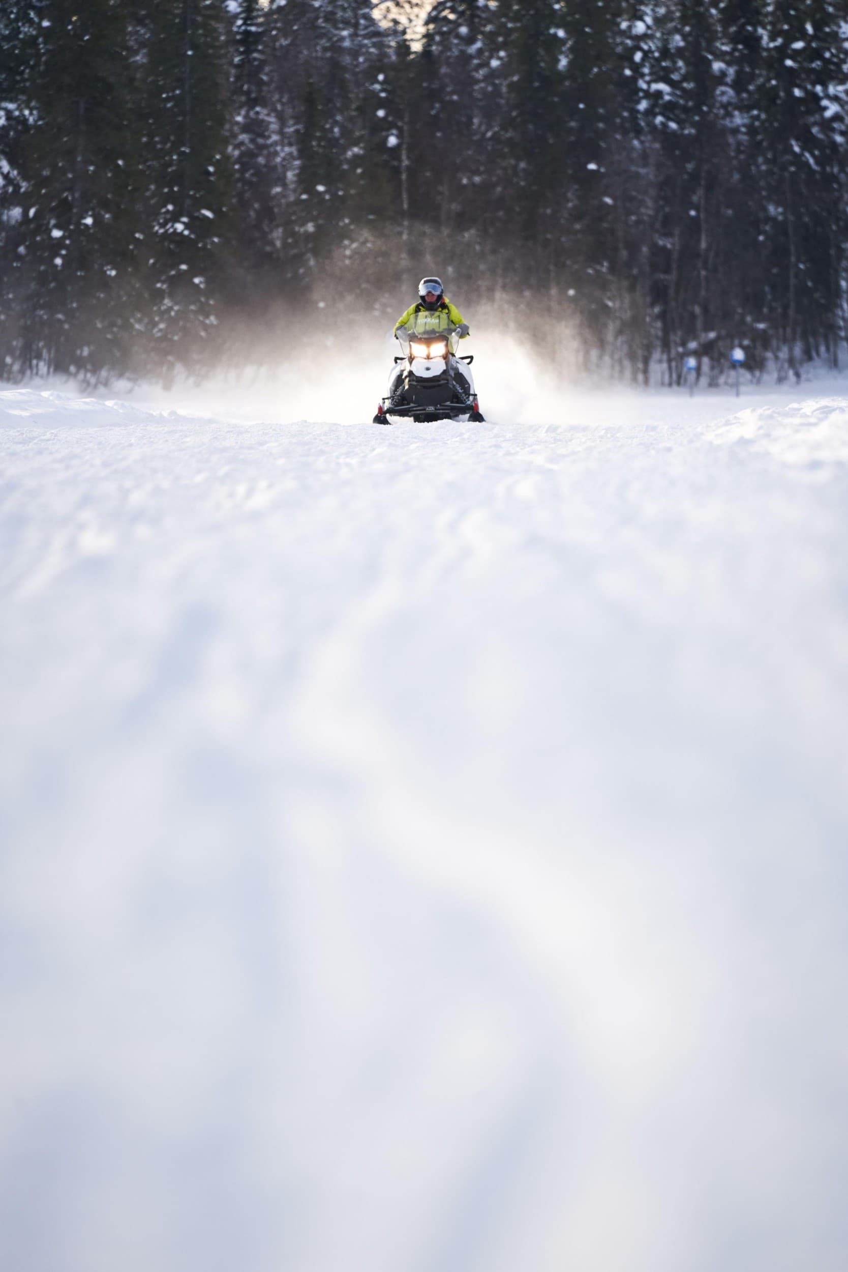 Moottorikelkkasafari lapselle | Levi