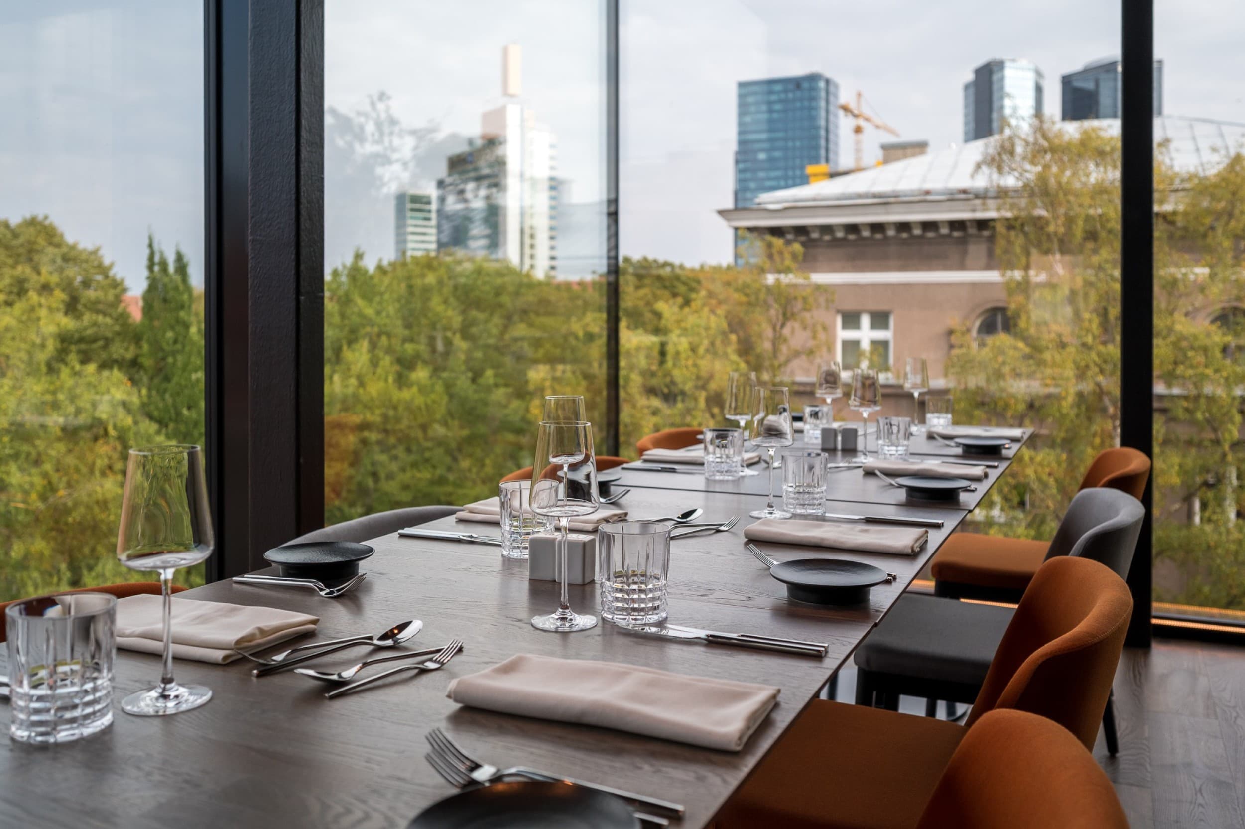 Majoituspaketti ylellisessä Mövenpick Hotellissa | Tallinna
