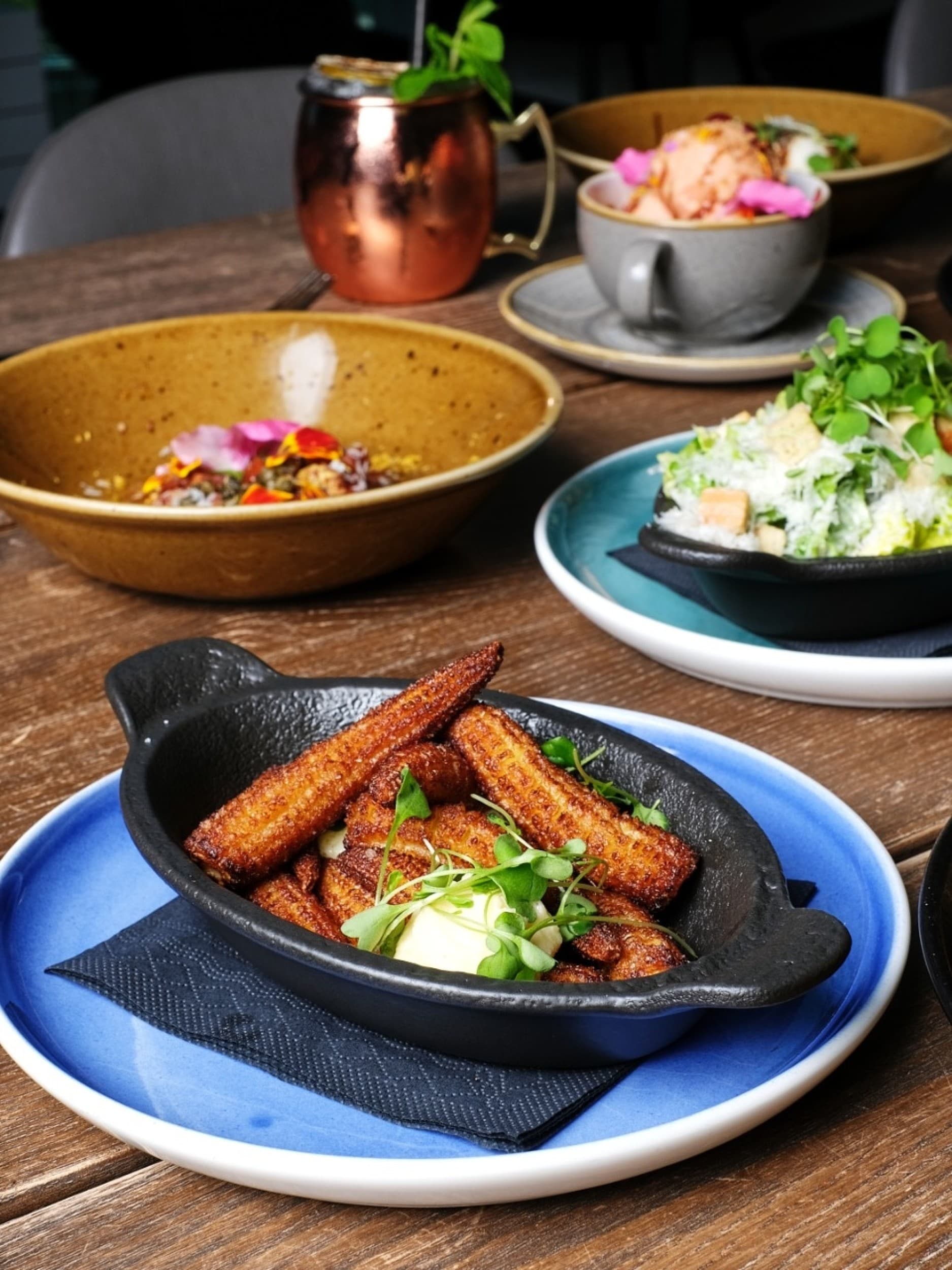 Signature tasting menu + wine pairing kahdelle | Helsinki