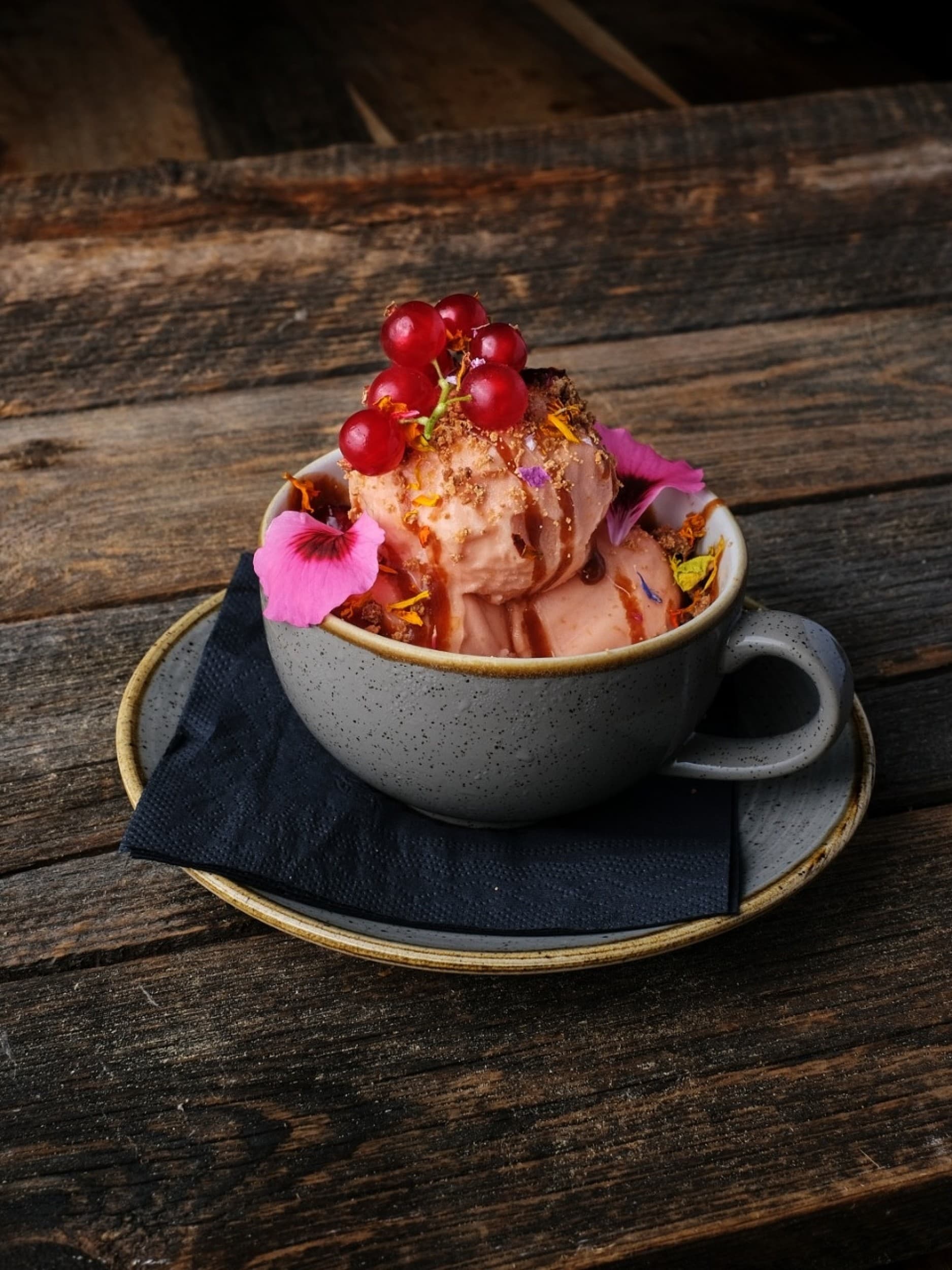 4 ruokalajin menu + viiniparitus kahdelle | Helsinki