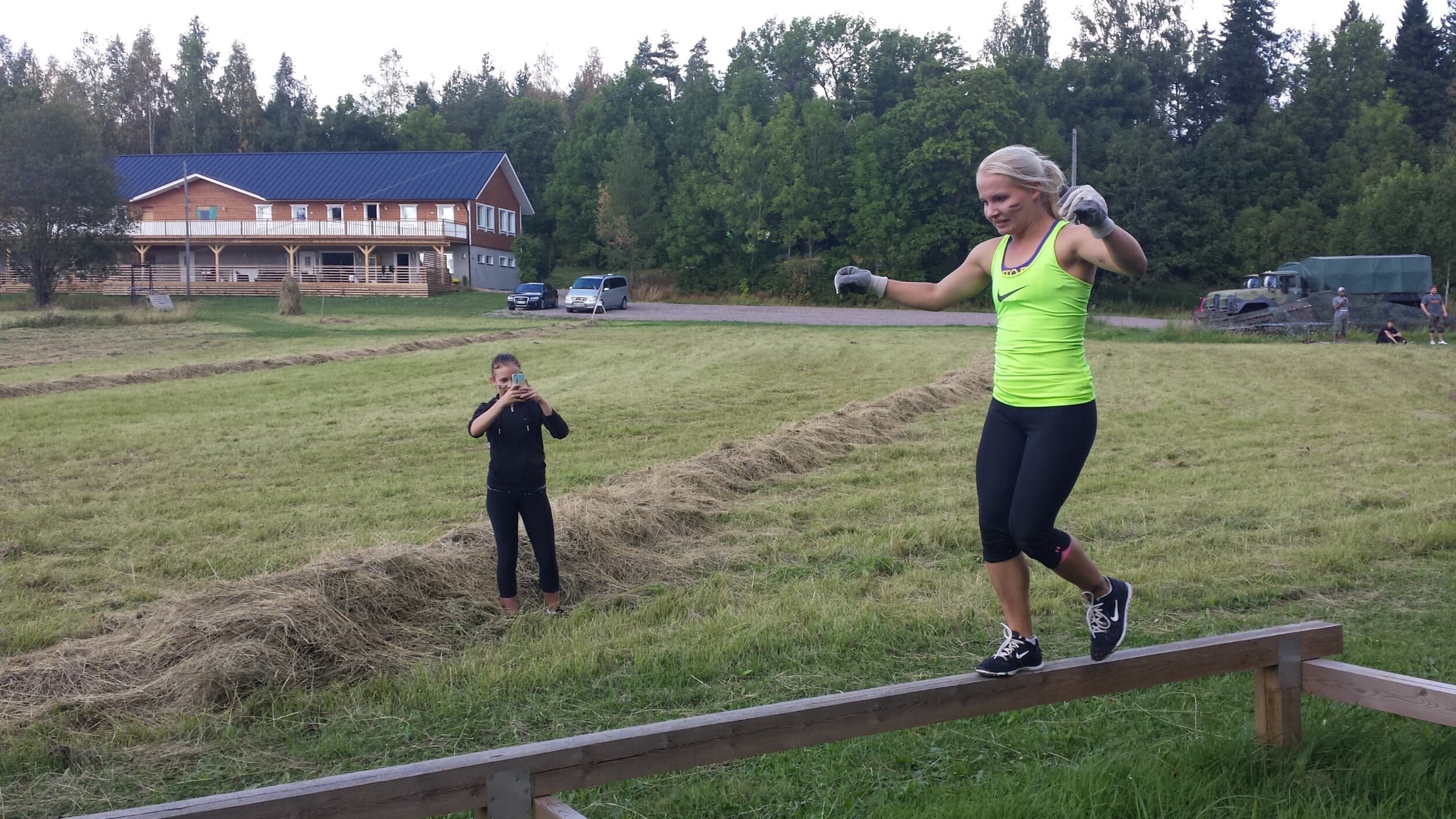 Ajanhallintaa ja henkistä taistelua 16-25 henkilölle | Nurmijärvi | Elamyslahjat