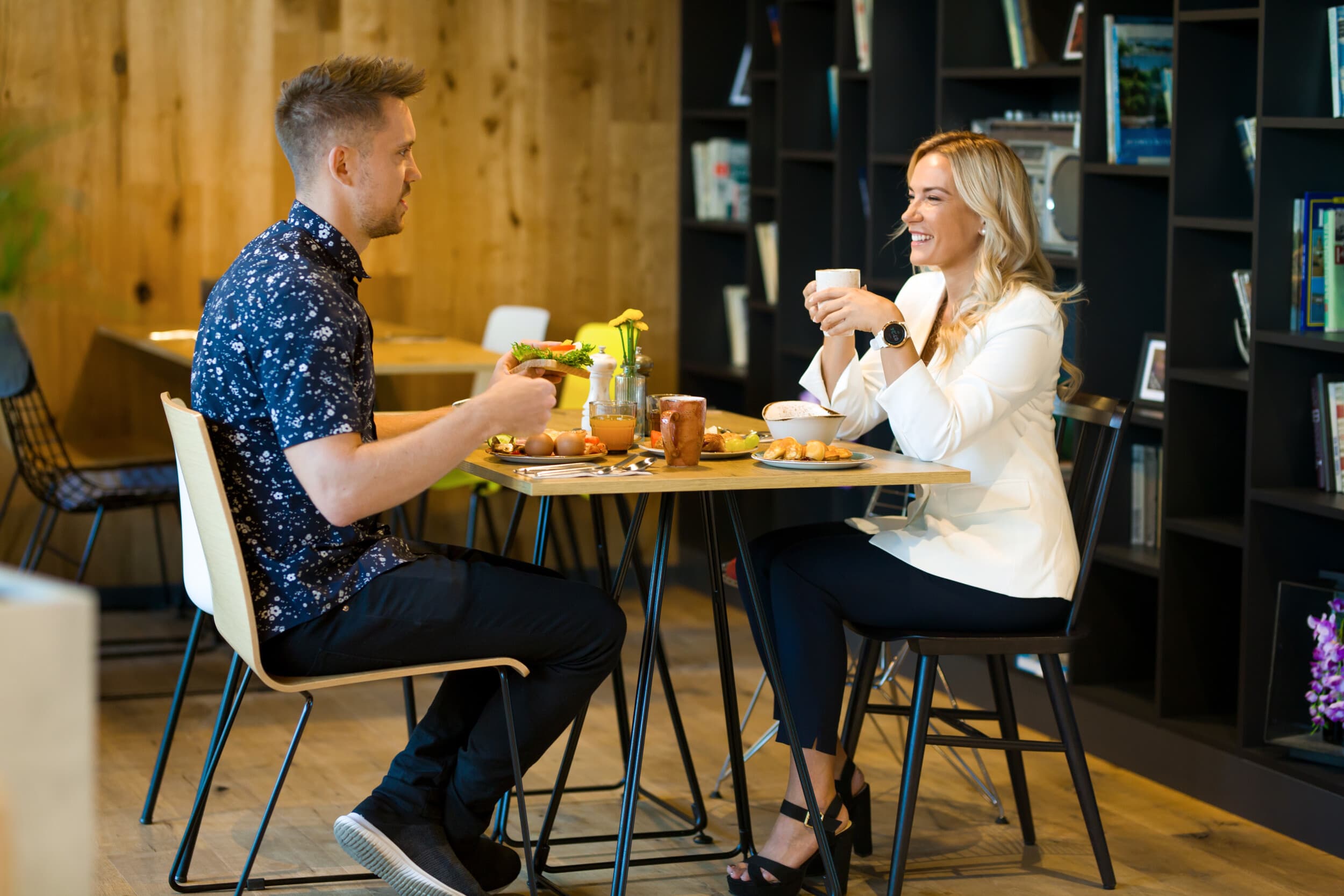 Burgeriloma kahdelle Tallinnassa | Viro