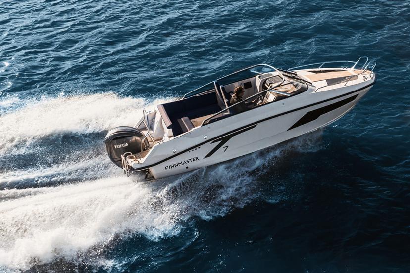 2 h saaristoristeily Helsingin edustalla (7-9 henkilöä) | Helsinki