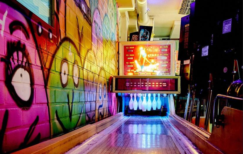 Yksityistilaisuus ryhmälle pelihallissa 3 tuntia, 26-30 henkilöä | Tampere