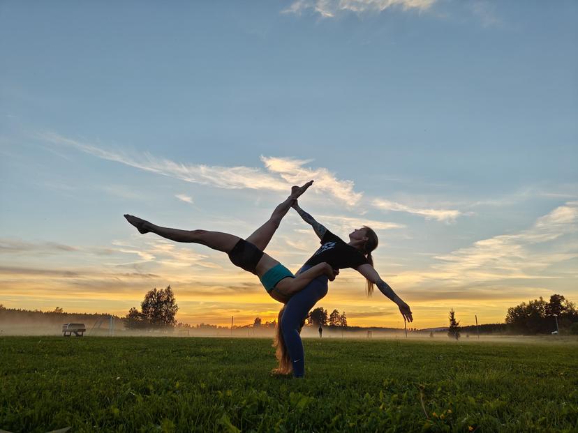 Akrojoogaa kahdelle | Turku