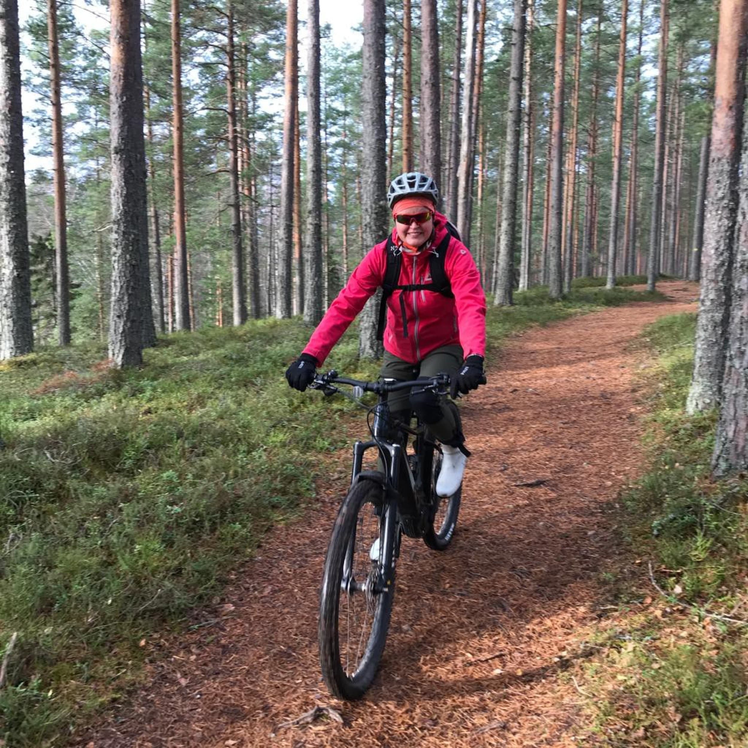Sähkömaastopyöräily kahdelle | Tuusula | Elamyslahjat