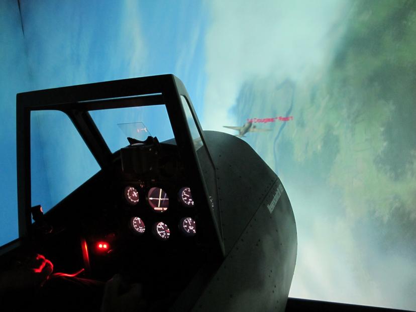 Aloittelevien lentäjien Messerschmitt Bf 109 G Lentosimulaattori kahdelle (60 min) | Vantaa