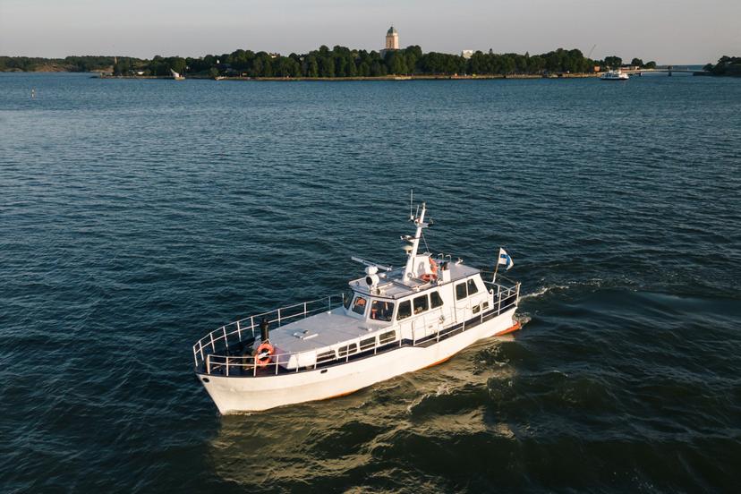 Saunaristeily M/Y Fortune 12 henkilölle (3h) | Helsinki