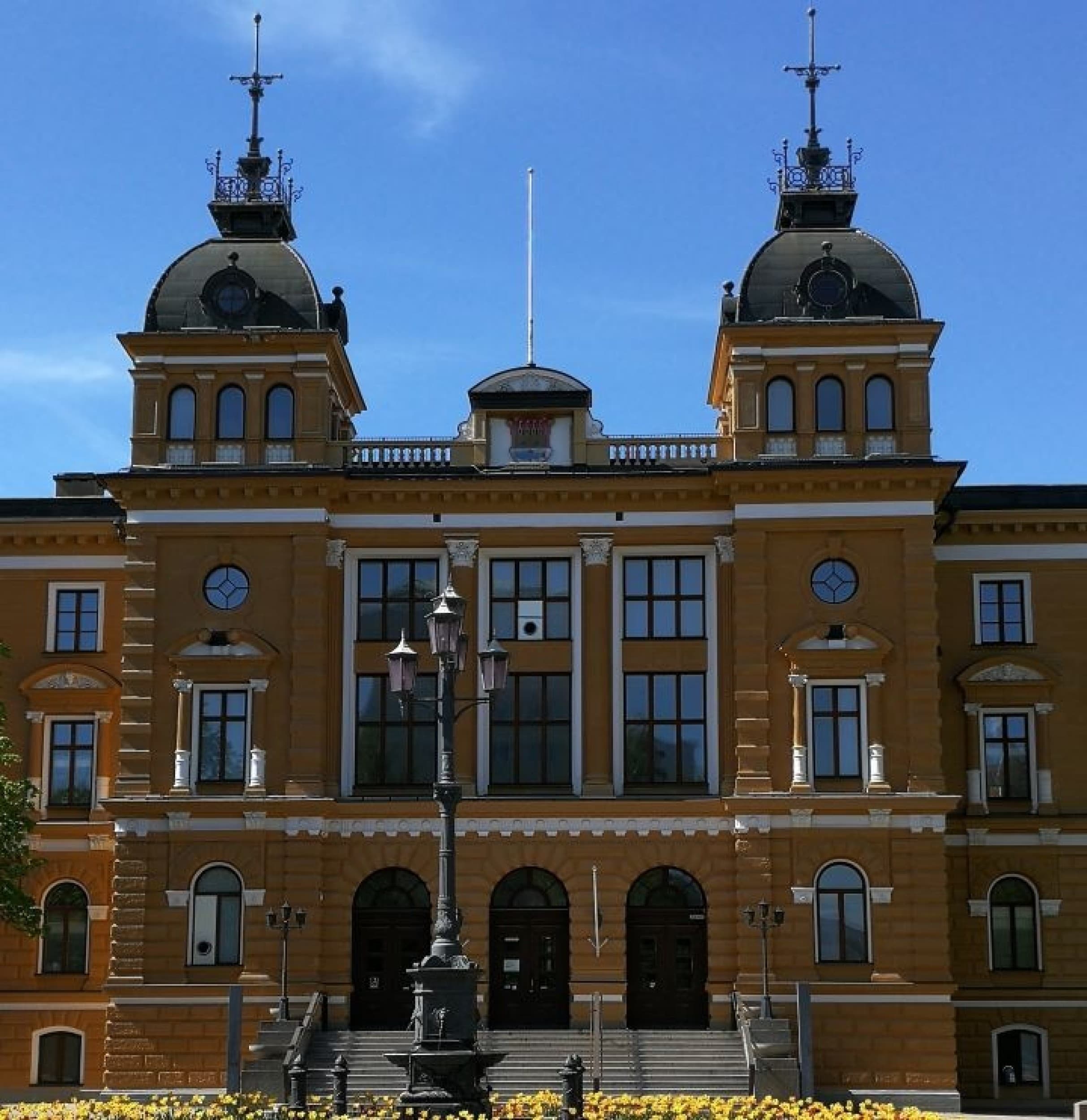 Kävelykierros ja kahvittelu Oulun keskustassa 1-6:lle | Oulu