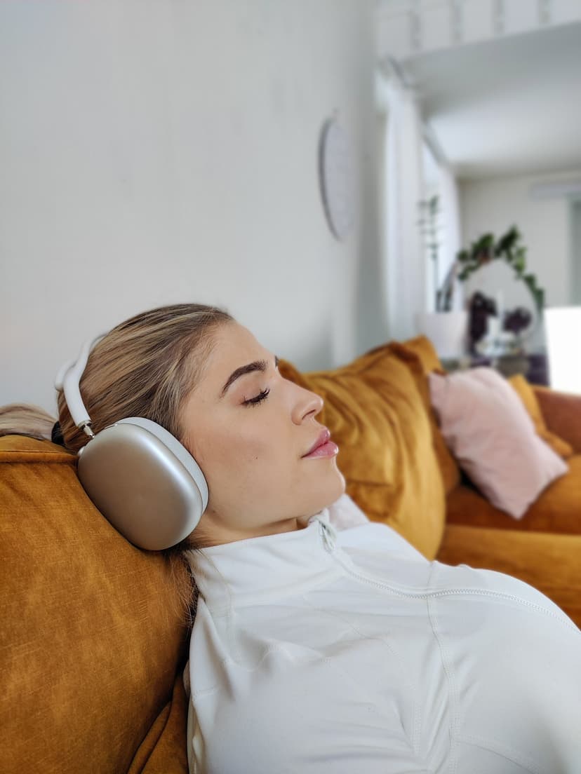 12 kk Joogaa & Meditoi kotona - suomalainen Lumia Mind -sovellus | Online