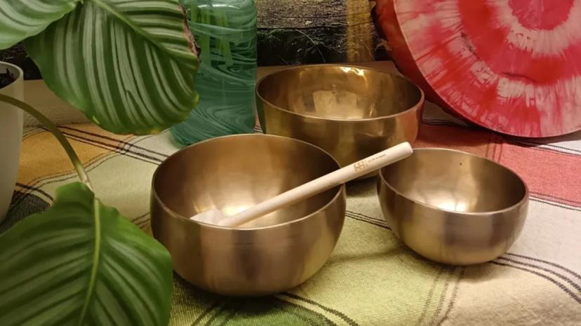 Palauttava jooga ja sointukylpyrentoutus kahdelle 60min | Tuusula