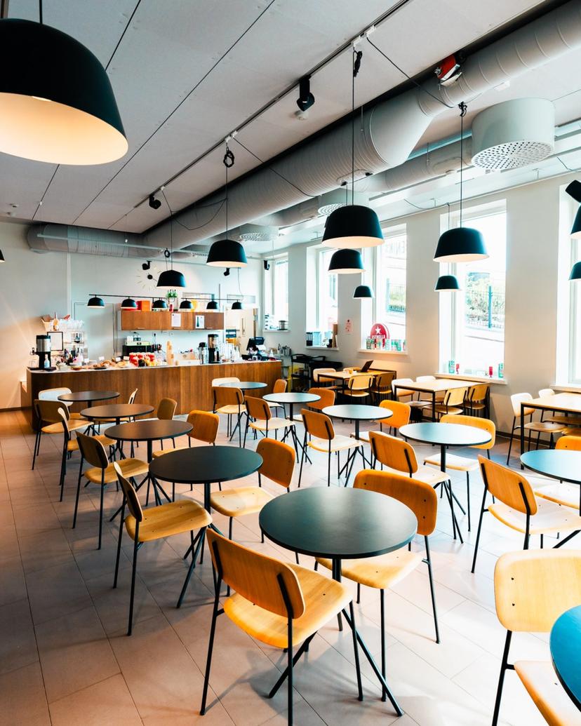 Feeniksin kuohuva kakkubrunssi kahdelle | Helsinki