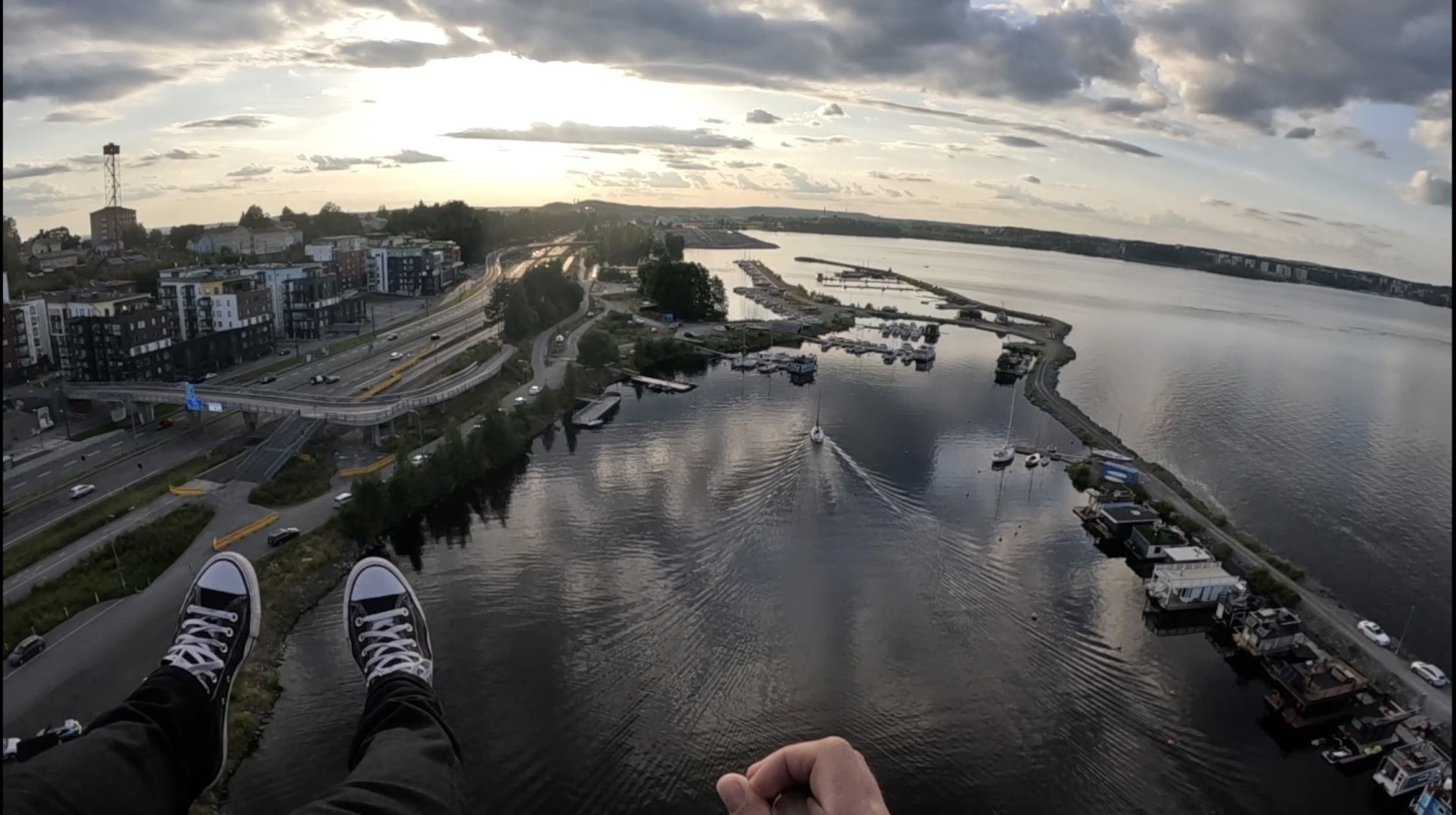 Moottoroidun varjoliidon tutustumiskurssi kahdelle | Tampere | Elamyslahjat