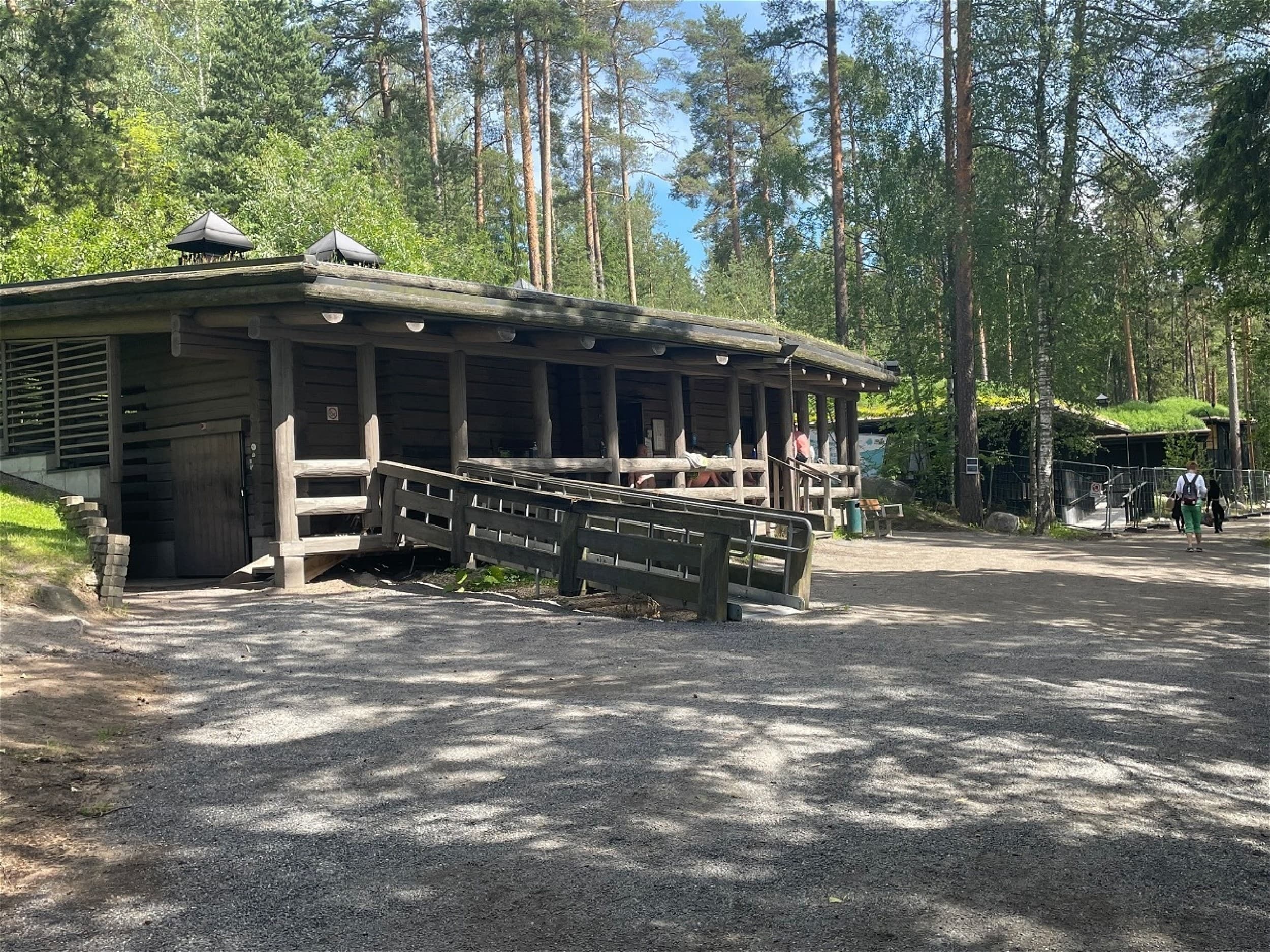 Perinteinen savusaunaelämys + vierailu kansallispuistossa